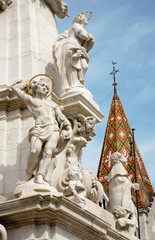 Fototapeta na wymiar ul. Sebastien - szczegół z barokową kolumną Trójcy w Budapeszcie