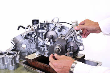 バイクエンジンの整備