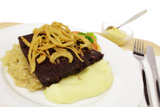 Panhas, Kartoffelp&uuml;ree, Sauerkraut