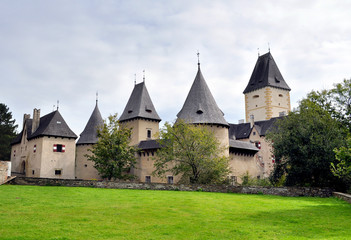 Fototapeta na wymiar Medieval Castle in Austria