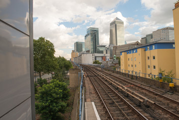 Office Buildings and Skyscrapers in Canary Wharf, financial dist