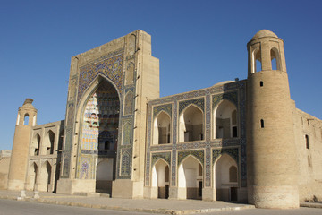 Fototapeta na wymiar Medrese Abdulazizxon, Buchara, Usbekistan