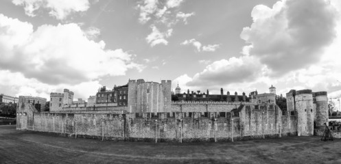 Fototapeta na wymiar Tower of London, szerokokątny widok
