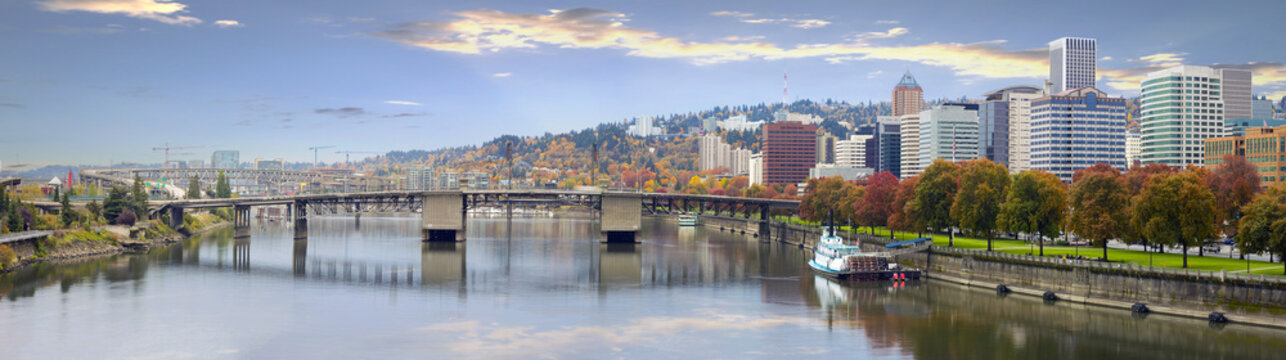Fototapeta Portland Oregon Downtown Skyline and Bridges