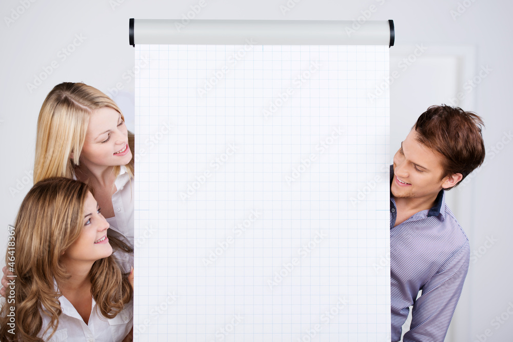 Canvas Prints studenten stehen am flipchart