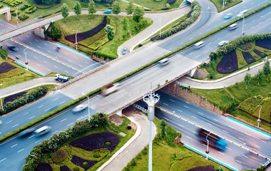 Aerial transport hub overpass