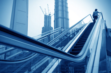 Fototapeta premium Escalator of Shanghai streets
