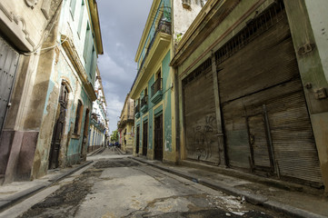 Fototapeta premium Empty old street in Havana, Cuba