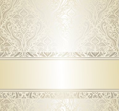 gold  & silver vintage wallpaper