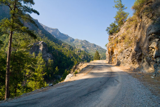 Image of the road near Alanya in Taurus Mountains, Turkey