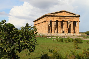 Fototapeta na wymiar ancient temple of Paestum, unesco world heritage, Italy