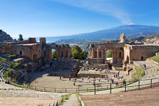 Ancient Greek Roman Theater In Taormina - Sicily