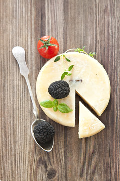 black truffles with cheese