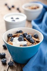 cornflakes with blueberry and yogurt