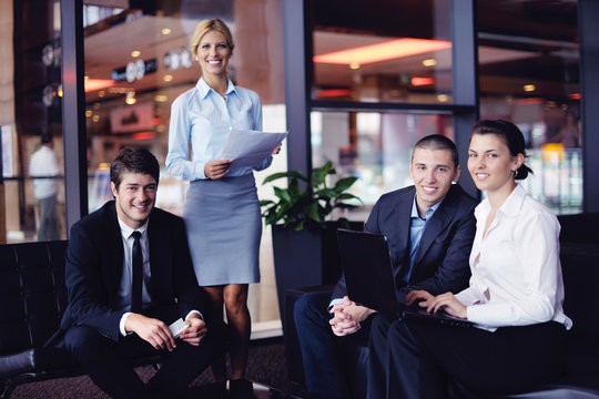 Hotelmanager Hotelmanager-Bilder: Stock-Fotos & -Videos. | Adobe Stock