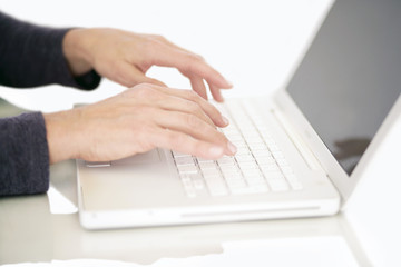 Arbeiten am Laptop