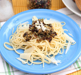 Nudeln mit Pesto