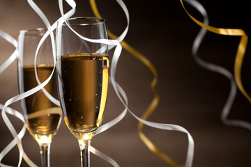 Pair glass of champagne