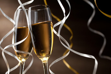 Pair glass of champagne