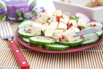 Gurkensalat  mit Feta