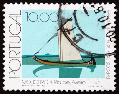 Postage stamp Portugal 1981 Moliceiro, Aveiro River