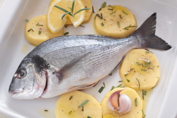 pesce arrosto con patate
