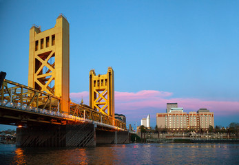 Golden Gates drawbridge in Sacramento - 46538317