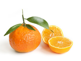 Fototapeta na wymiar Dwa pomarańczowe mandarynki