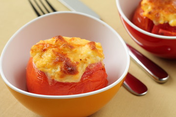 Delicious baked tomatoes with cheese