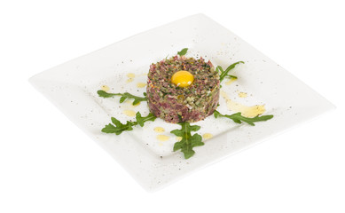 steak tartare with egg