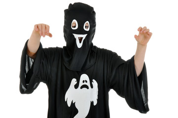 Kleiner Junge in Halloweenkostüm