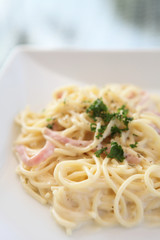 spaghetti white sauce with ham