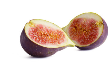 Fresh figs cut by half