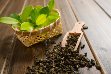 tea leaves on wooden table