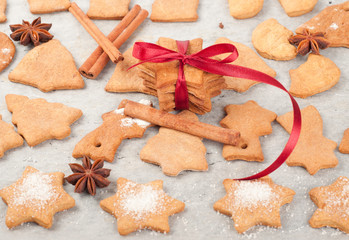 Fototapeta na wymiar Christmas ginger cookies with spices