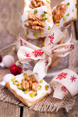 Nussecken für Weihnachten im Glas