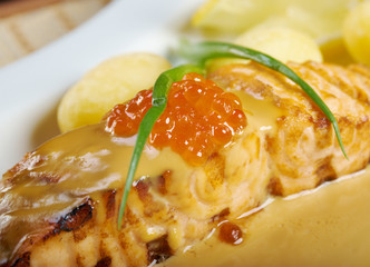 Salmon  with potato .