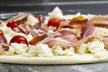 Pizza preparing