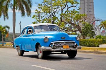 Afwasbaar Fotobehang Cubaanse oldtimers Amerikaanse klassieke auto& 39 s in Havana.