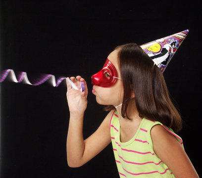 Ni&ntilde;a disfraz de fiesta y carnaval.
