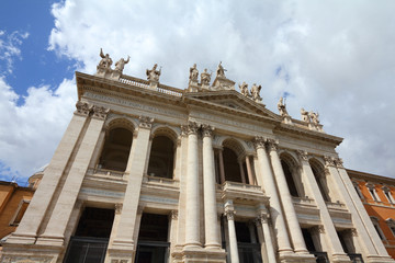 Fototapeta na wymiar Rzym - Bazylika na Lateranie
