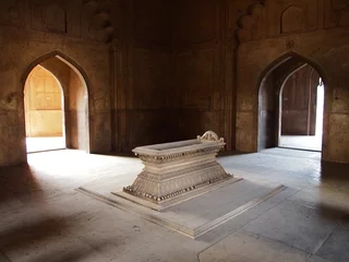 Zelfklevend Fotobehang India New Delhi Tomb of Safdarjung © mintchocchip