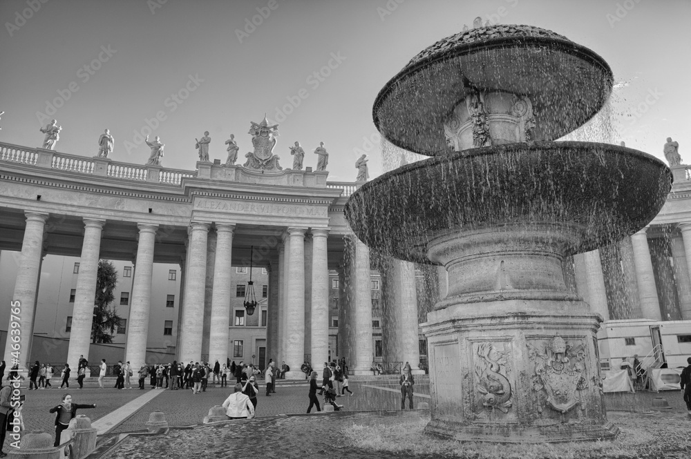 Sticker Fountain in Piazza San Pietro - St Peter Square - Rome