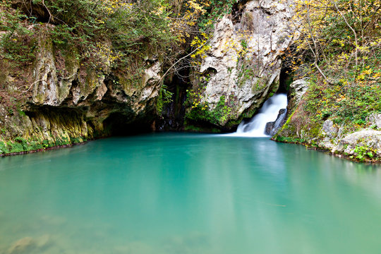Pioraco, il Laghetto Azzurro