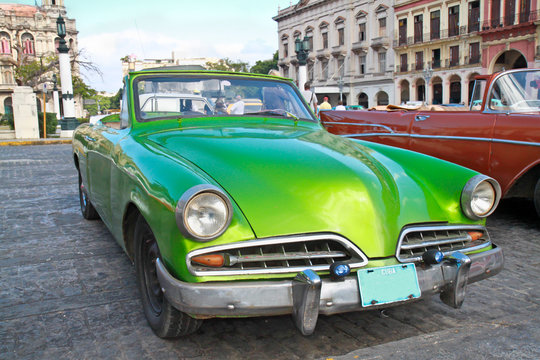 Classic citroen  in Havana.