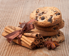 chocolate chip cookies and cinnamon sticks 