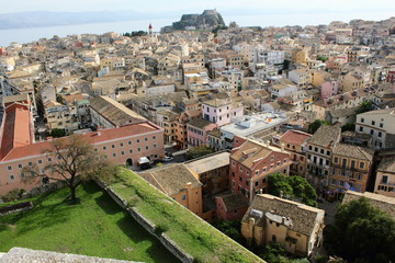 Fototapeta na wymiar Miasto Korfu i zamki