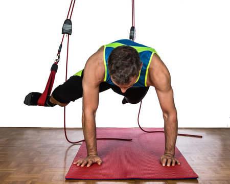 Athletiktraining an der Schlinge