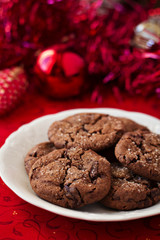 Obraz na płótnie Canvas Chockolate ginger cookies on a plate