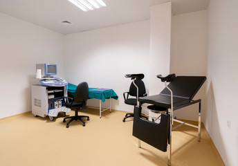 Therapeutic and diagnostic rooms with medical equipment